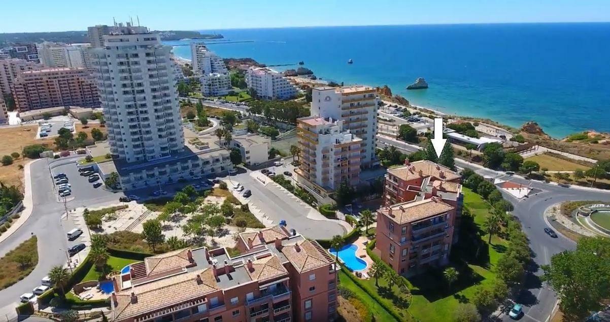 Beach & Sea Apt, Fast Wifi, Airco, Private Parking And Pool Portimão Exterior foto