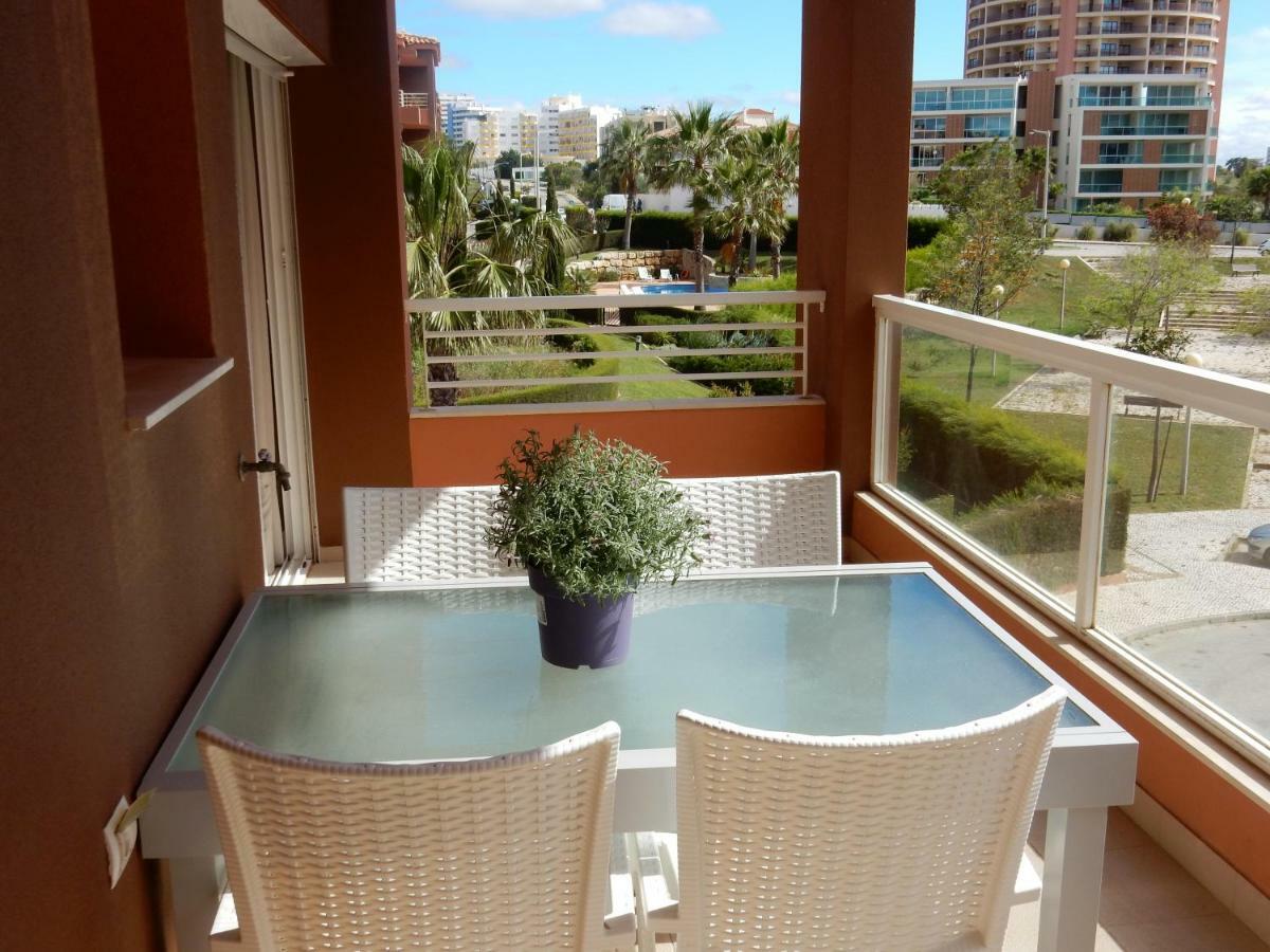 Beach & Sea Apt, Fast Wifi, Airco, Private Parking And Pool Portimão Exterior foto