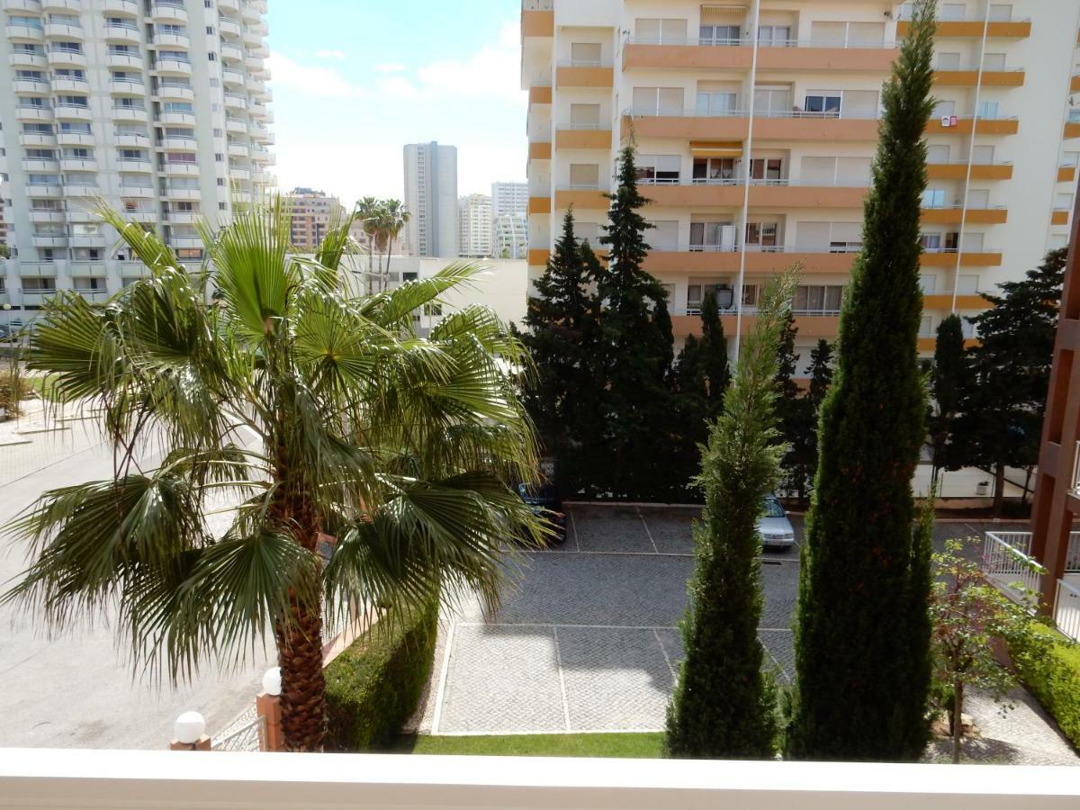 Beach & Sea Apt, Fast Wifi, Airco, Private Parking And Pool Portimão Exterior foto
